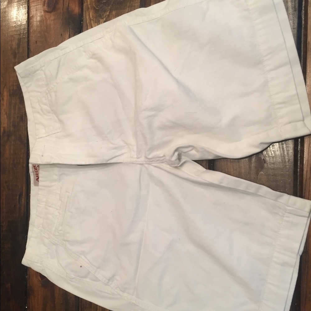 Arizona brand light flat front shorts